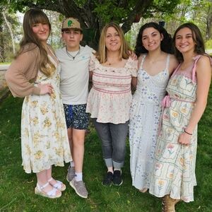 Meet your Posher, Alecia